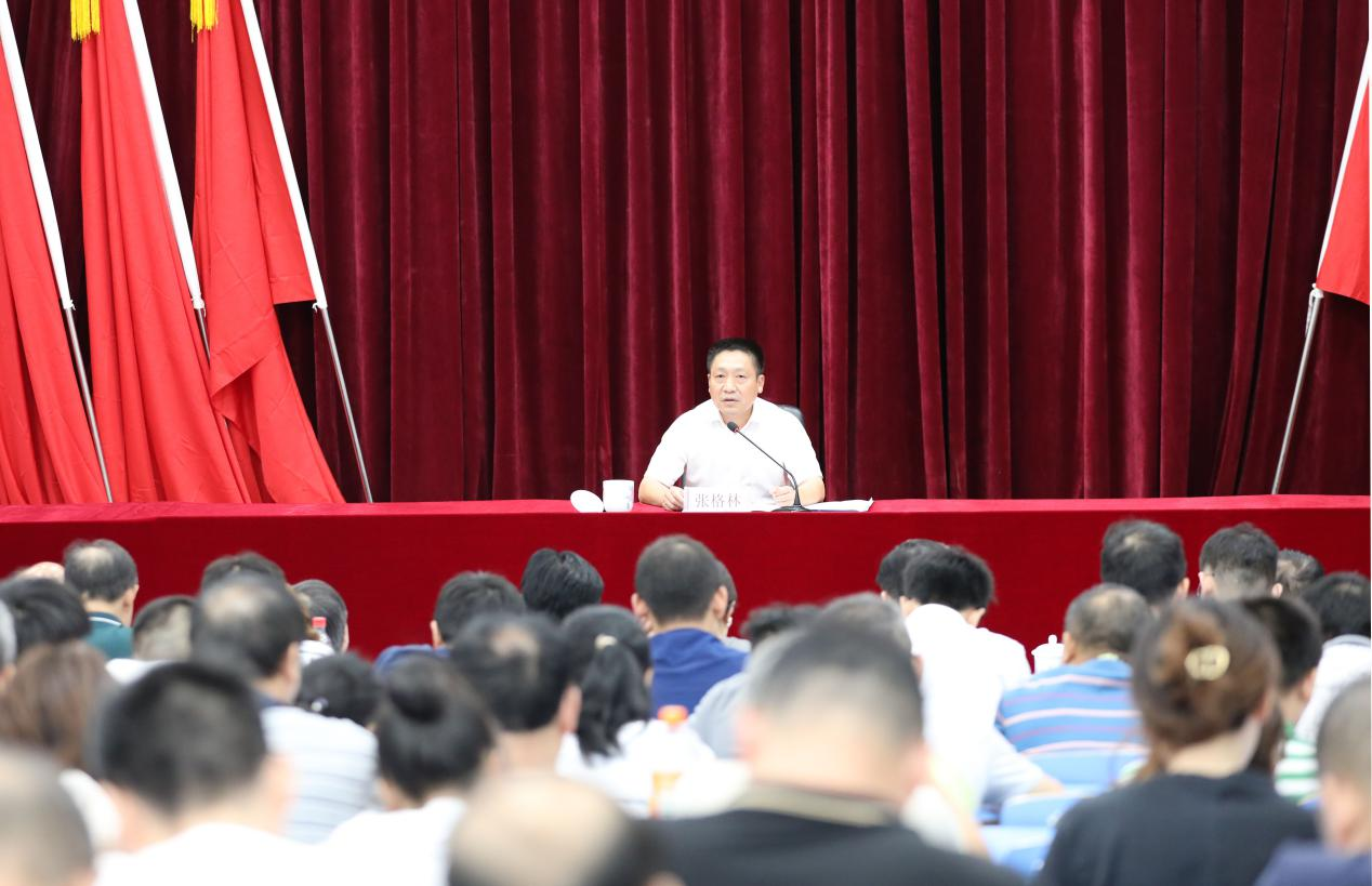 明博网页版登录界面举行学习贯彻习近平总书记“七一”重要讲话精神专题宣讲报告会