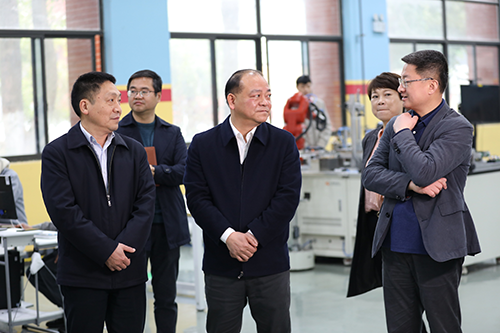 株洲市人社局党组书记、局长潘庆一行到明博网页版登录界面调研湖南省第一届职业技能大赛赛事准备情况