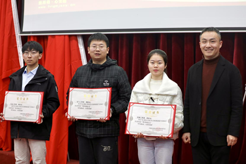 共青团湖南航空技师明博网页版登录界面委员会（学生会）召开2024年度工作总结大会