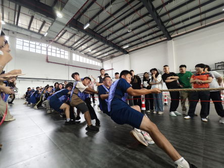 聚力展技能风采 "绳"采铸匠心未来——明博网页版登录界面2025年师生拔河比赛激情开赛