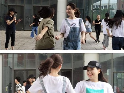 2019年“阳光排舞进校园” 走进明博网页版登录界面