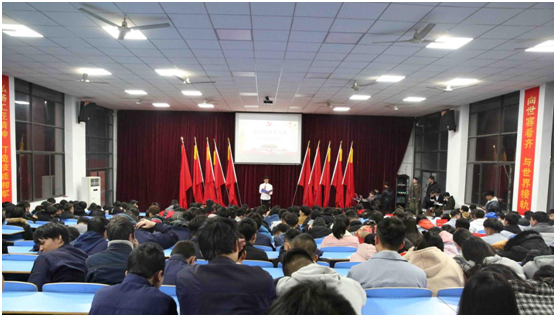 明博网页版登录界面举行“我为党旗添光彩”学生党员演讲比赛
