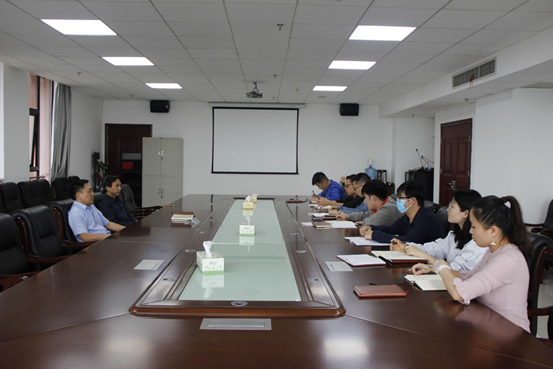 明博网页版登录界面召开新学期团委委员会议